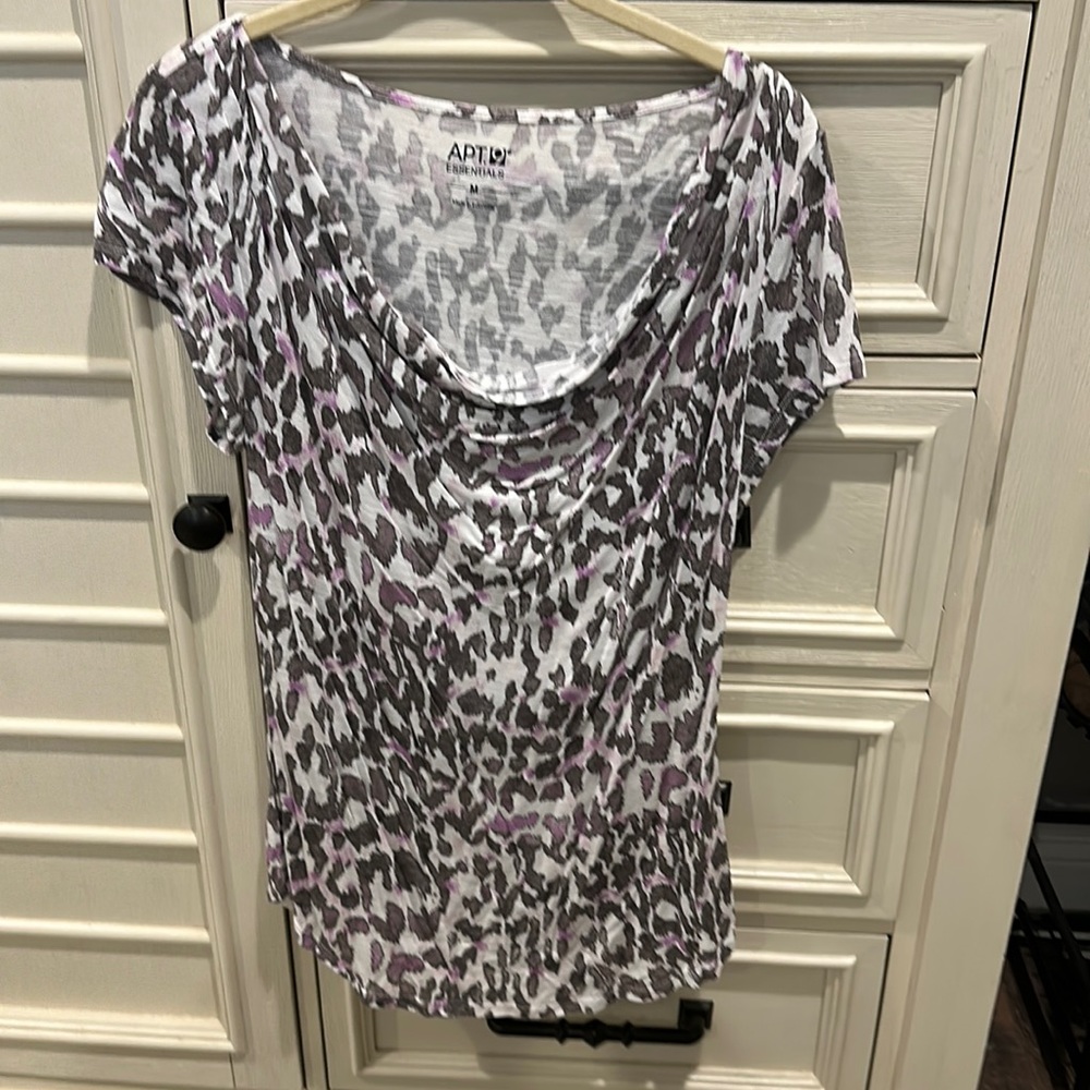 Apt 9 Essentials cowl neck top size Medium